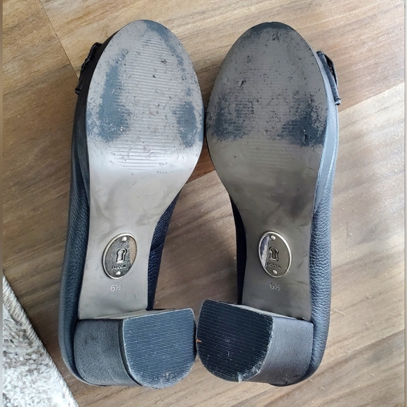 FOSSIL Chunky Heels - Picture 9 of 14